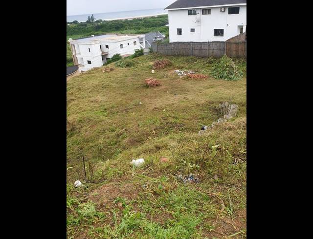 LAND FOR SALE IN LA MERCY